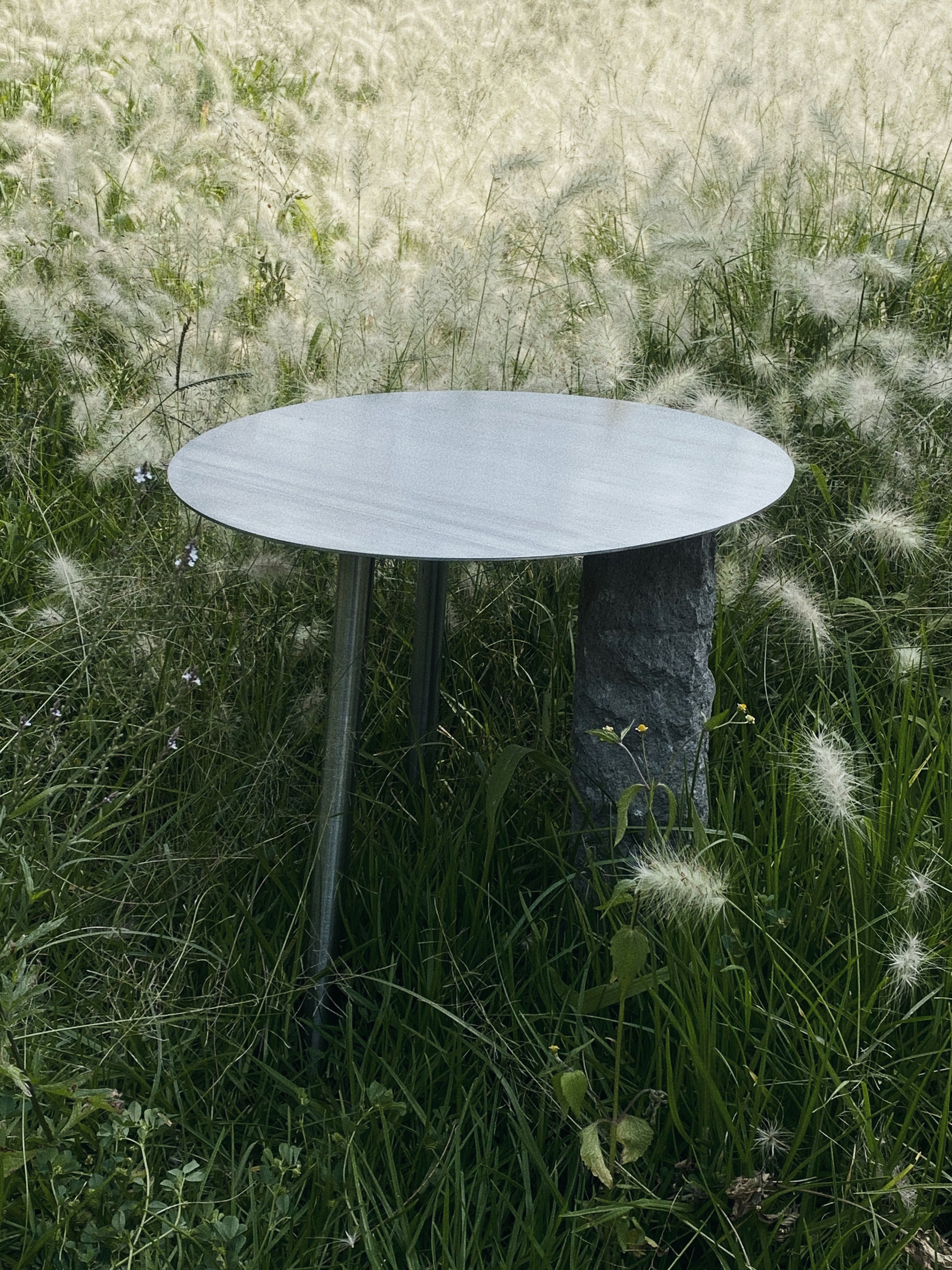 Mesa lateral Fundamento 01