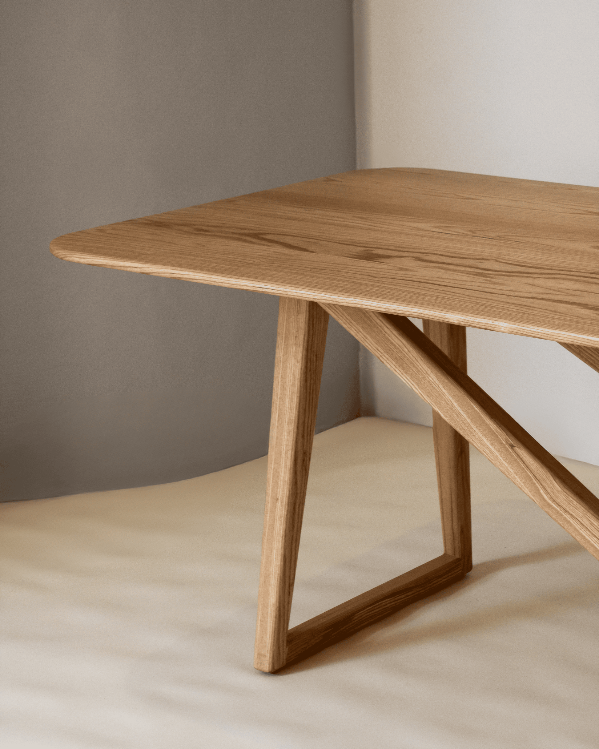 Mesa de comedor Milori